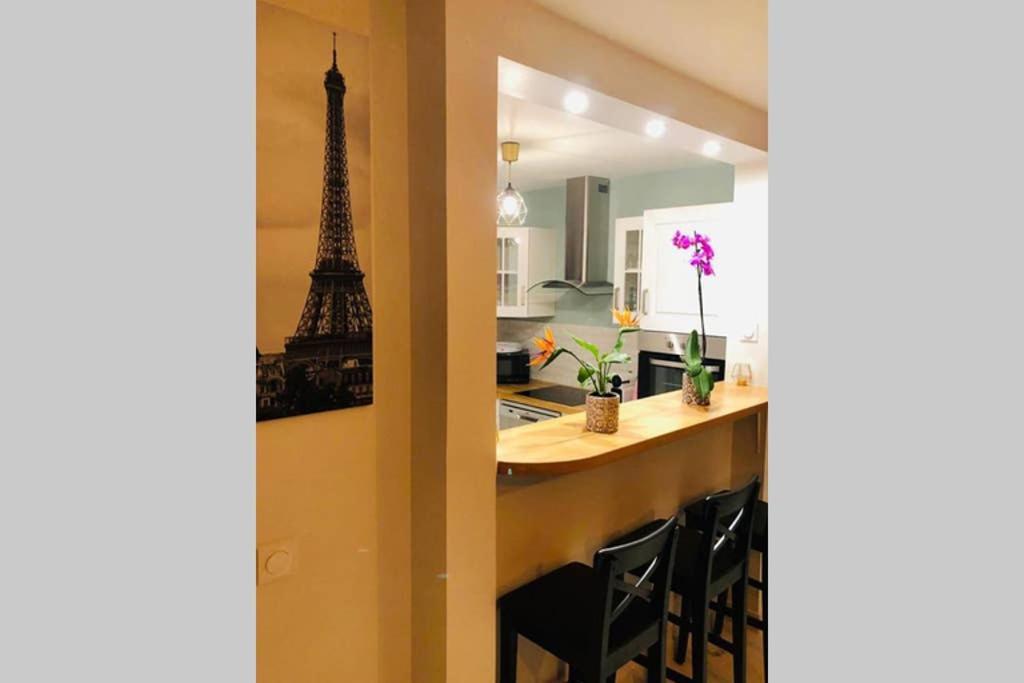 Ca Dei Figli, Charmante Maison De Ville. Bailly-Romainvilliers Exteriör bild